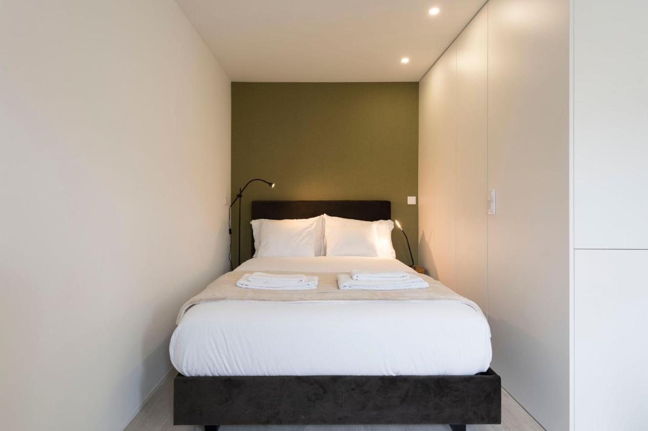 Lovelystay - Modern Loft With Gym & Free Parking Minutes Away From Cbd Porto Eksteriør billede