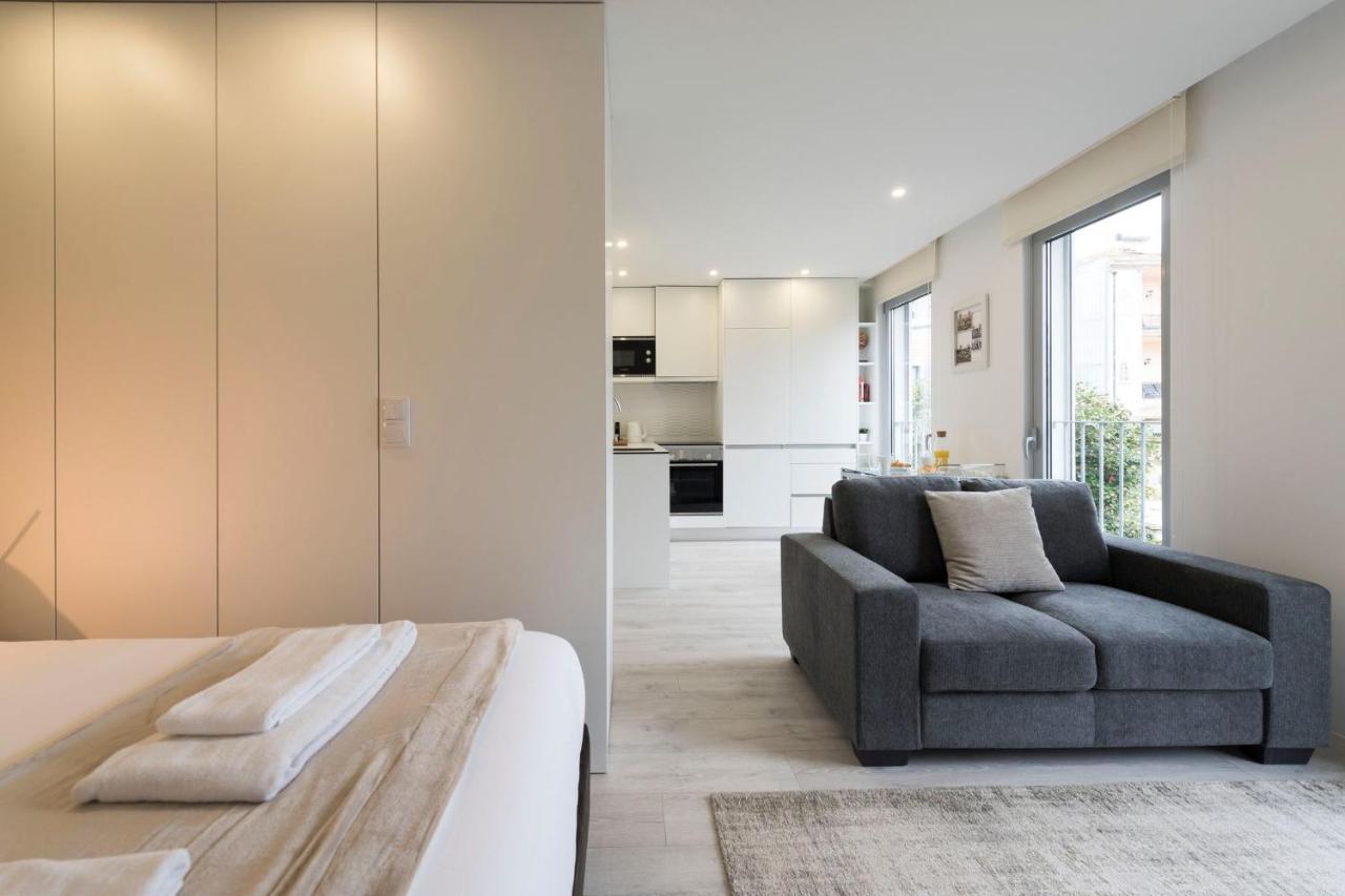 Lovelystay - Modern Loft With Gym & Free Parking Minutes Away From Cbd Porto Eksteriør billede
