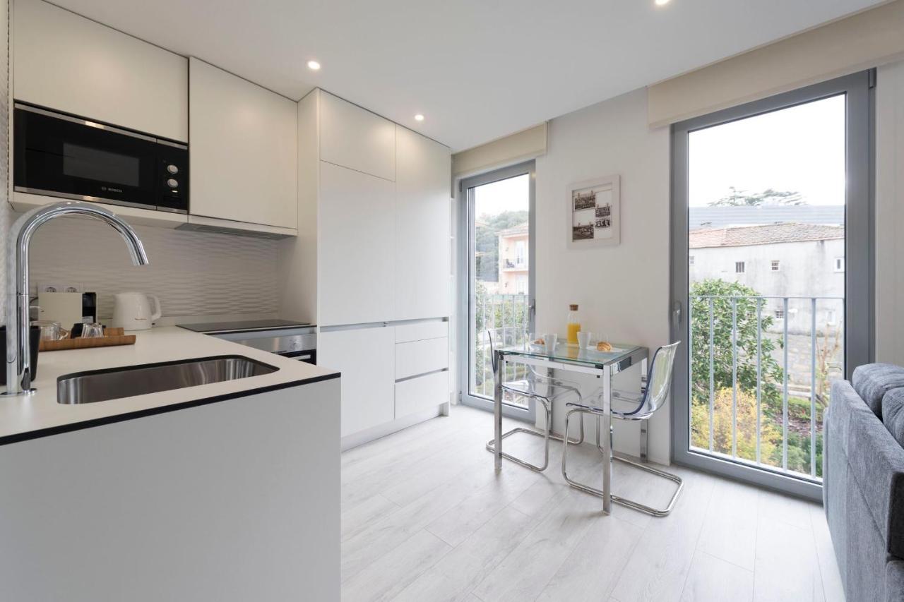 Lovelystay - Modern Loft With Gym & Free Parking Minutes Away From Cbd Porto Eksteriør billede